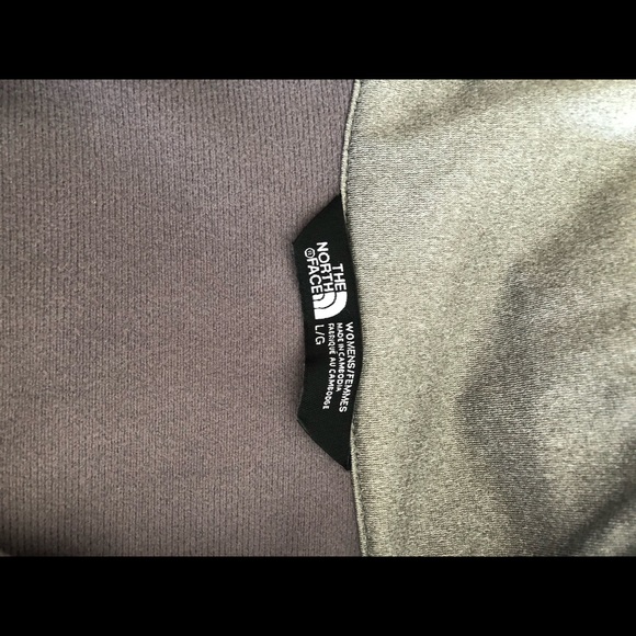 Women’s North Face jacket. - Picture 3 of 3